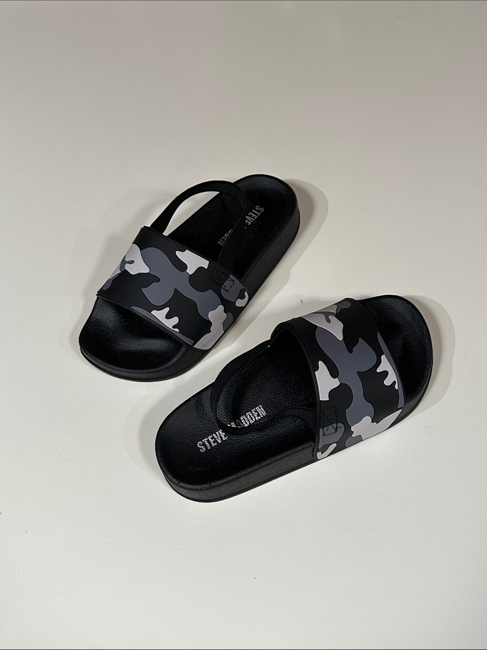 Steve Madden Kids' Camouflage Print Slide Sandals